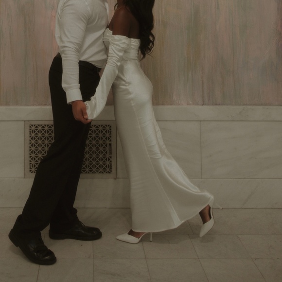 Meshki Giselle Cowl Neck Maxi Gown XS - Picture 4 of 5